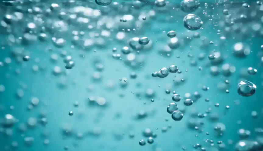 Azura — Mineralwasser mit Kohlensäure
